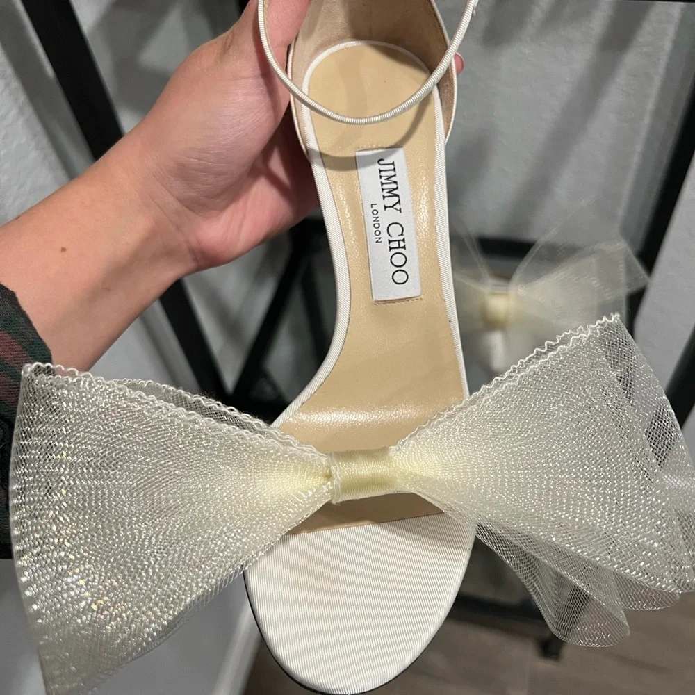 Jimmy Choo Aveline 100 - Picture 9 of 10